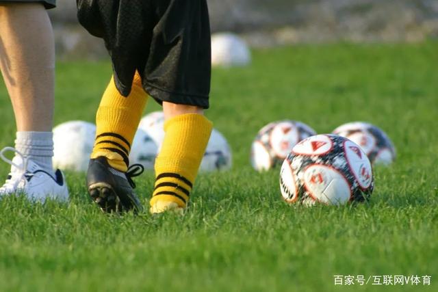 记者：弗拉霍维奇有望未来几天确定下家，回到尤文可能性未被排除